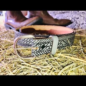 Vintage Western Full Grain Cowhide Belt